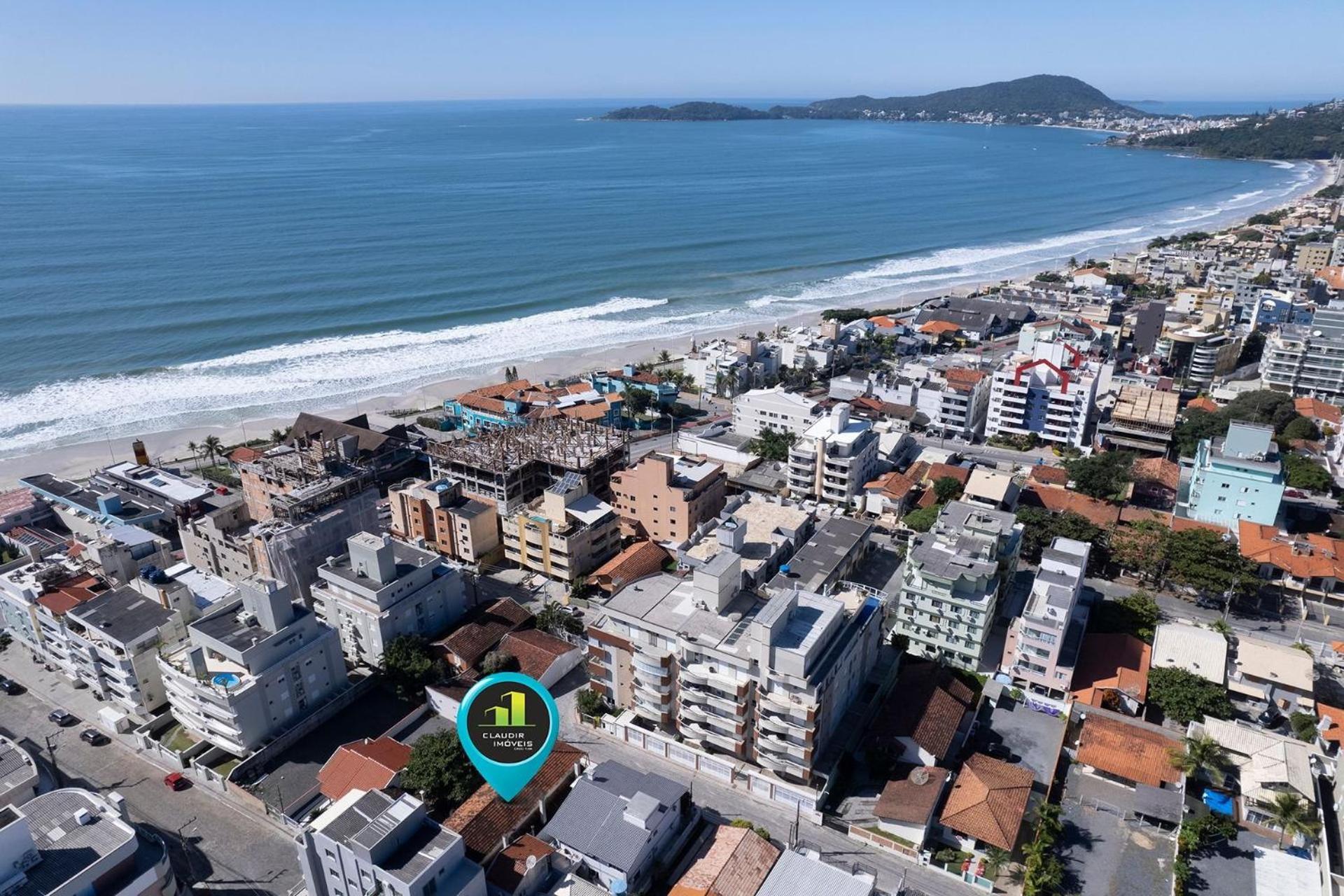 096C - Lindo sobrado 02 dormitórios para até 06 pessoas à poucos metros do Mar em Bombinhas Esterno foto